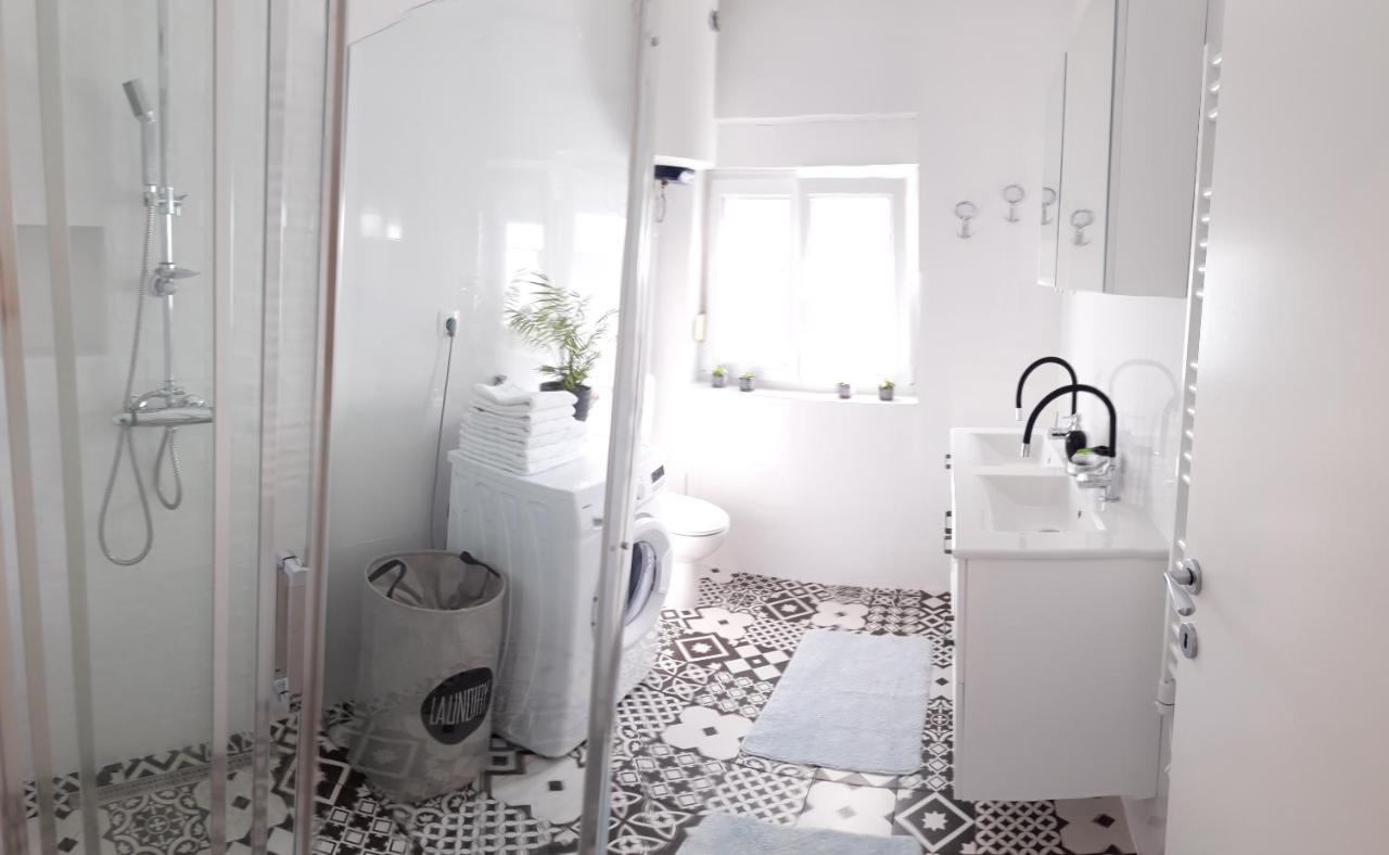 Lili Apartment In Zadar Pet Friendly, Free Parking Ngoại thất bức ảnh