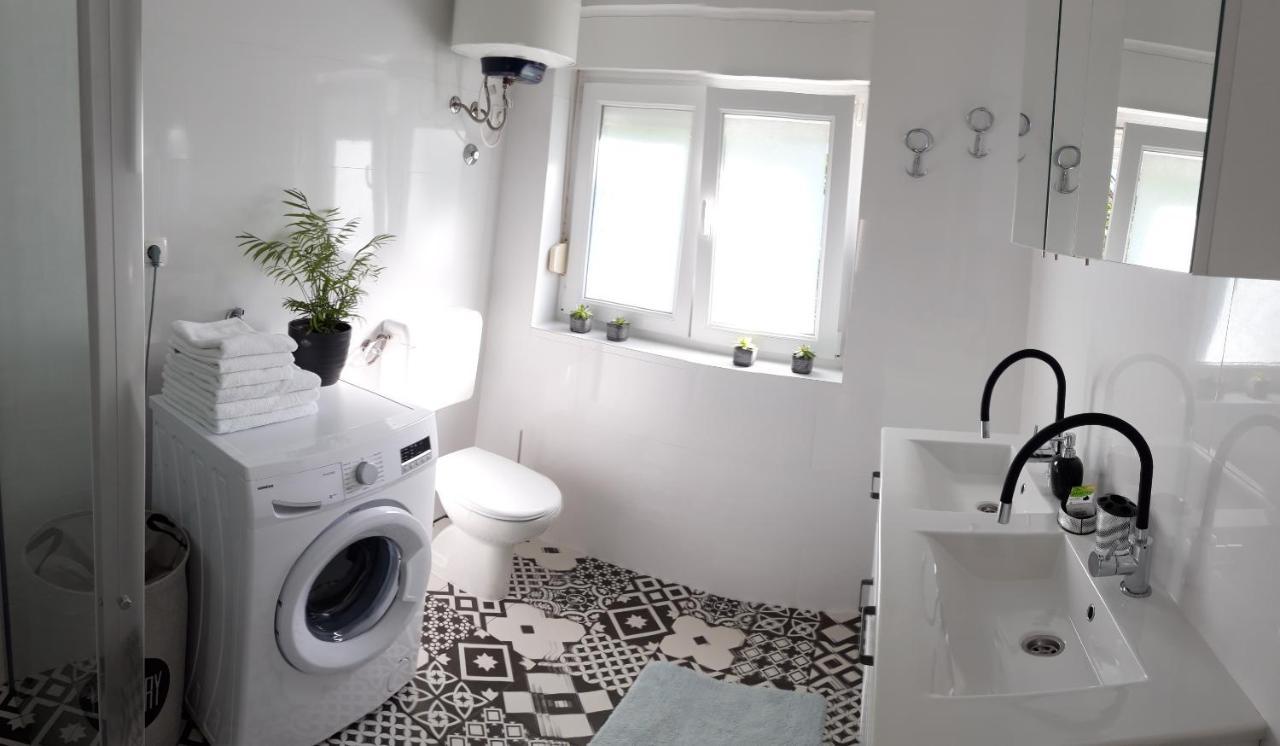 Lili Apartment In Zadar Pet Friendly, Free Parking Ngoại thất bức ảnh